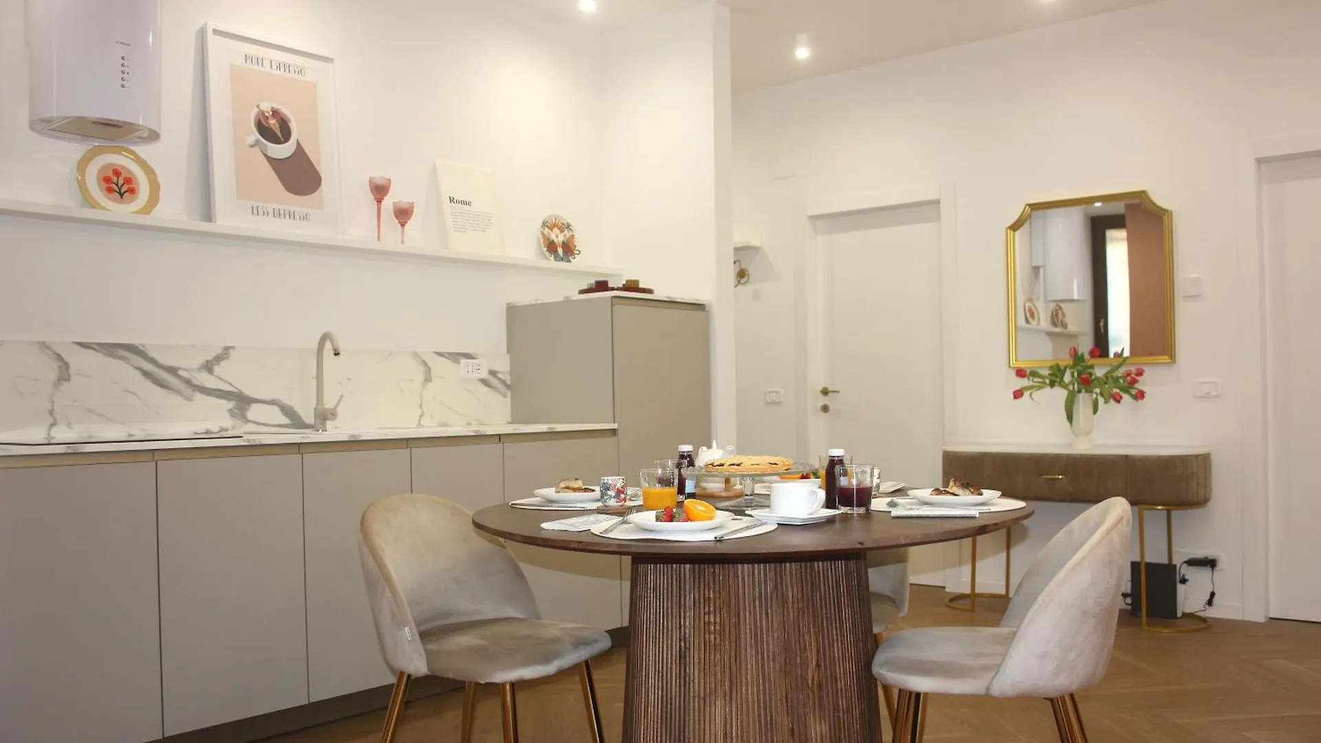 Апартаменты Domus San Pietro Рим